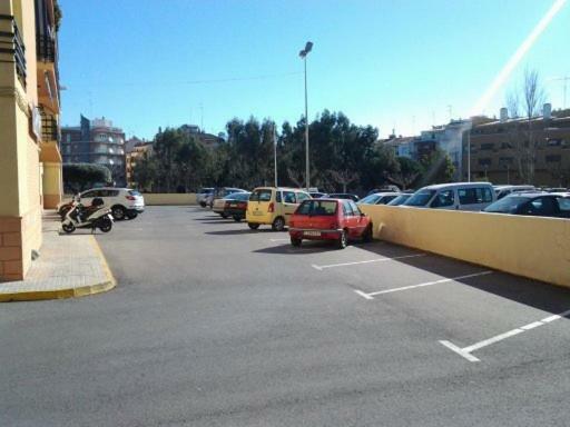 Primera Linea En Playa Sur. Plaza Constitucion Peniscola Bagian luar foto