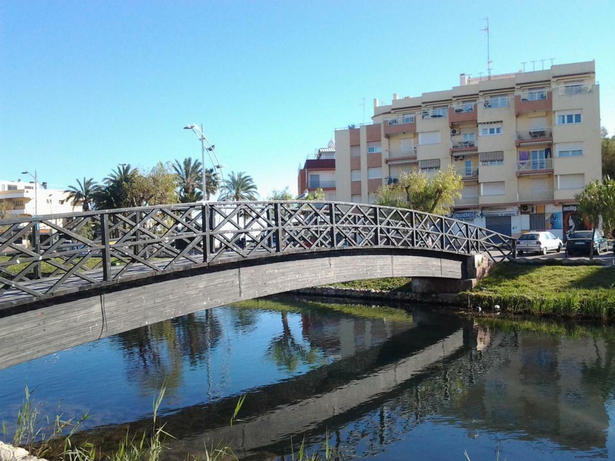 Primera Linea En Playa Sur. Plaza Constitucion Peniscola Bagian luar foto